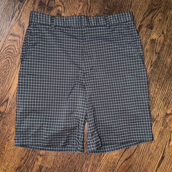 Walter Hagen Other - NWOT Walter Hagen Men's Plaid Gray Golf Shorts Size 32 Tech Flex Wicking